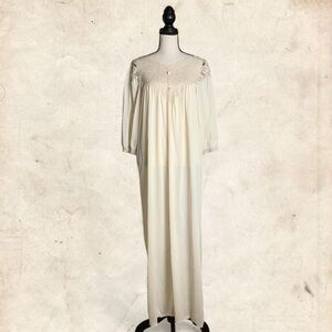 Elegant Cream Lace and Satin Women's Nightgown
